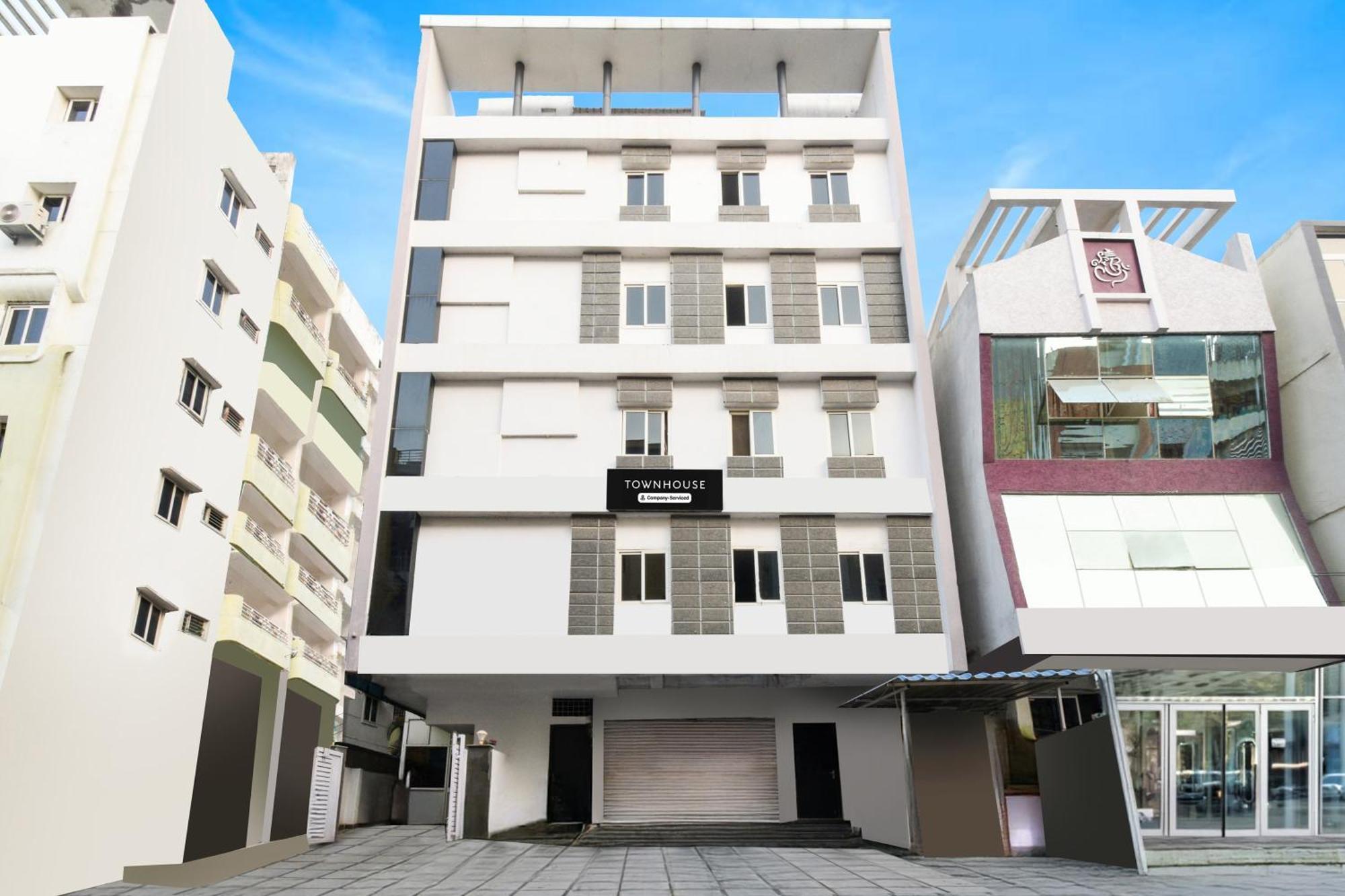 Super Townhouse Alwal Road Hotell Trimulgherry Eksteriør bilde